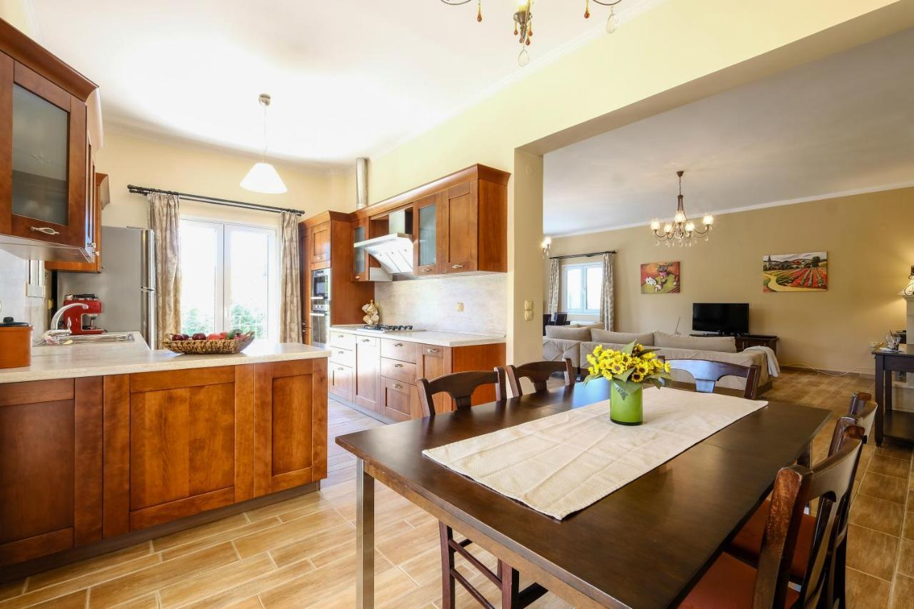 Casa Bianca Villa Kanali  Bagian luar foto
