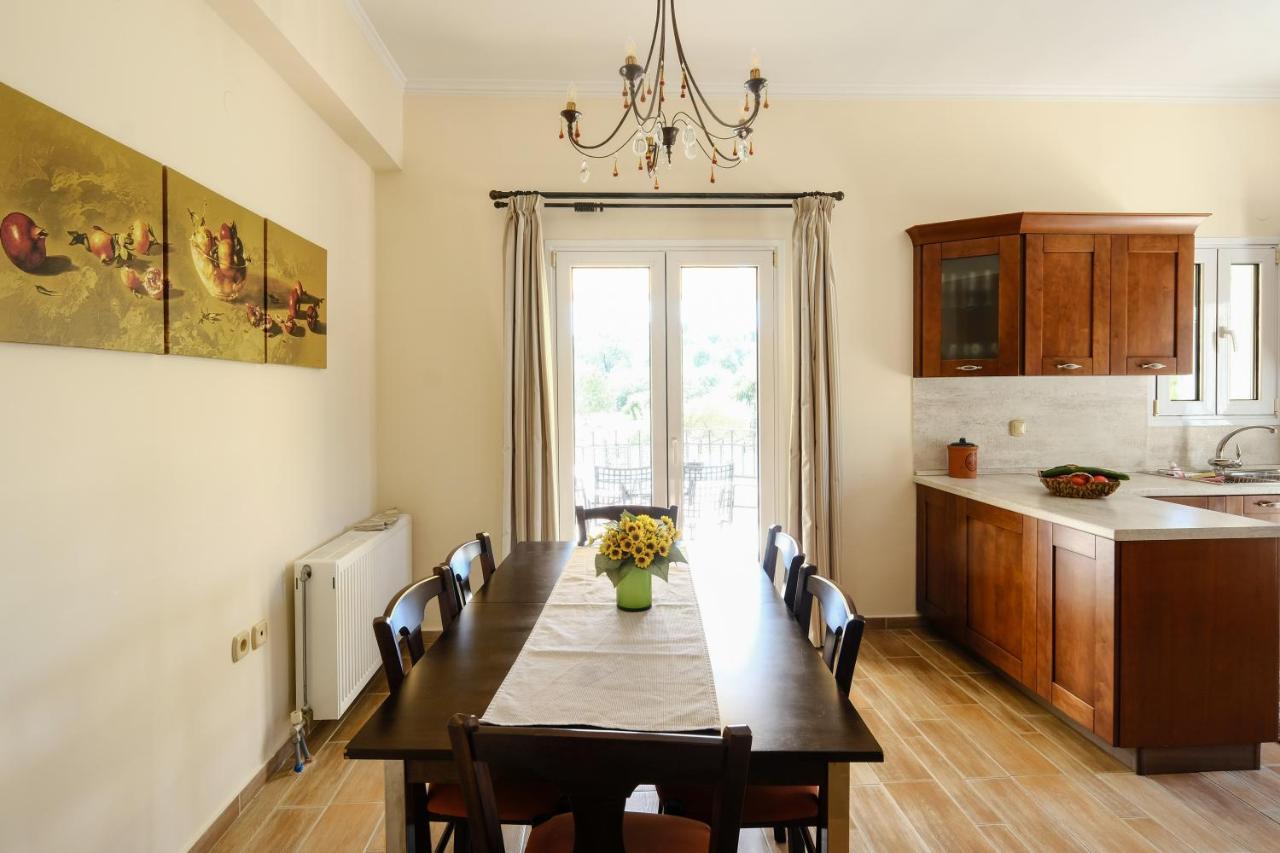 Casa Bianca Villa Kanali  Bagian luar foto