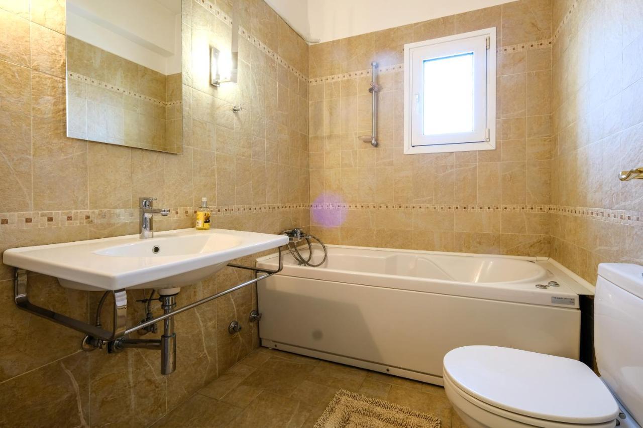 Casa Bianca Villa Kanali  Bagian luar foto