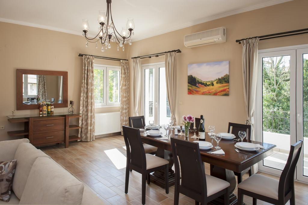 Casa Bianca Villa Kanali  Ruang foto